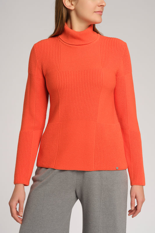 Rollkragenpullover mit Strukturmuster