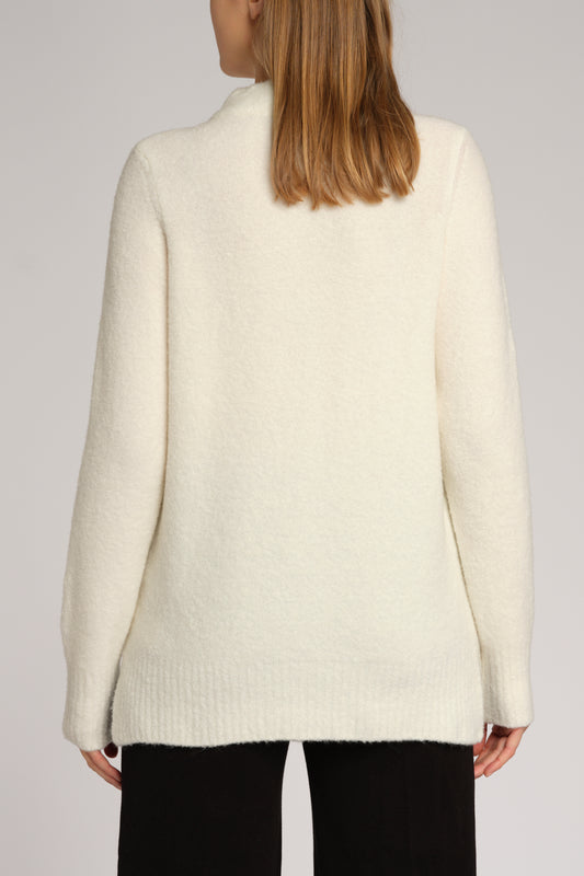 Pullover mit angestricktem Kragen