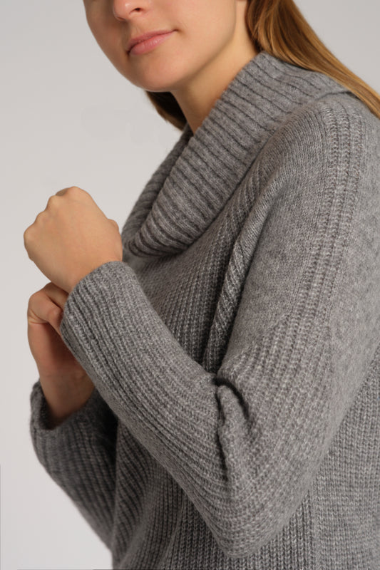 Pullover in Fangstruktur mit Rollkragen