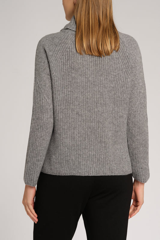 Pullover in Fangstruktur mit Rollkragen