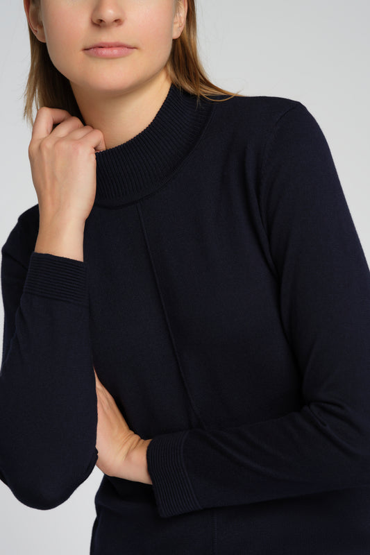 Pullover mit Stehkragen und Biese