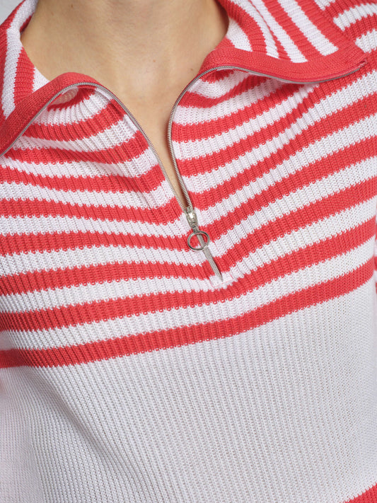 Pullover mit Kragen