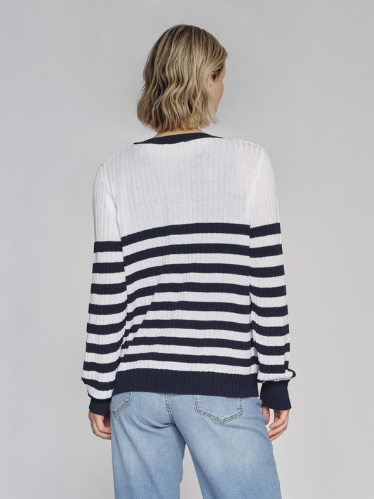 Strickjacke mit Knöpfen