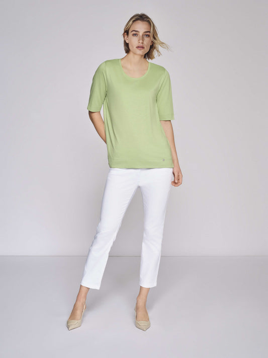 Basic T-Shirt