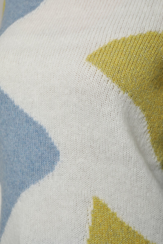 Pullover mit Kelchkragen und Intarsienmuster