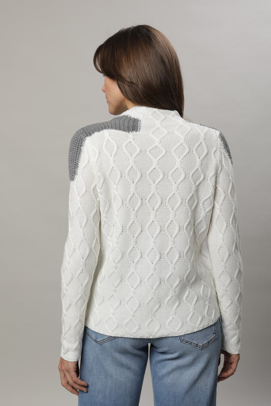 Pullover mit Stehkragen und Strukturmuster