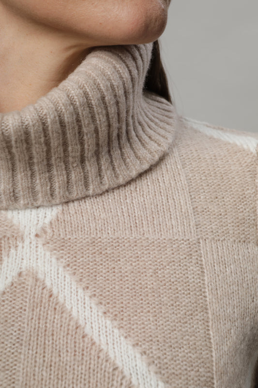 Pullover mit Rollkragen und zweifarbigem Strukturmuster