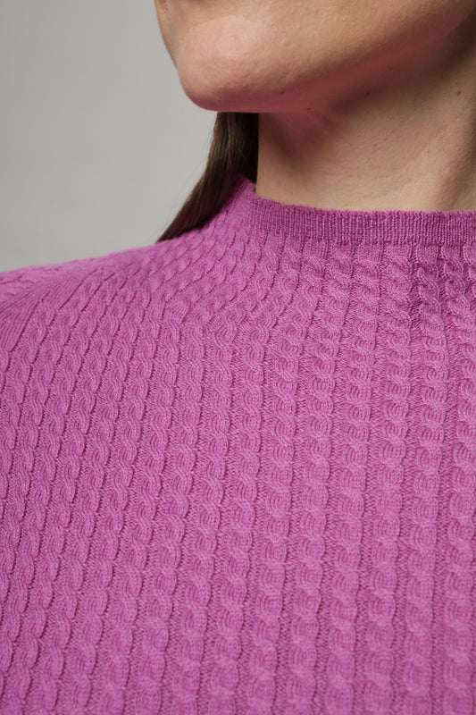 Pullover mit Stehkragen und Strukturmuster