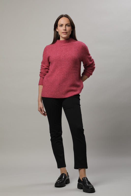 Pullover mit Kelchkragen und Strukturmuster