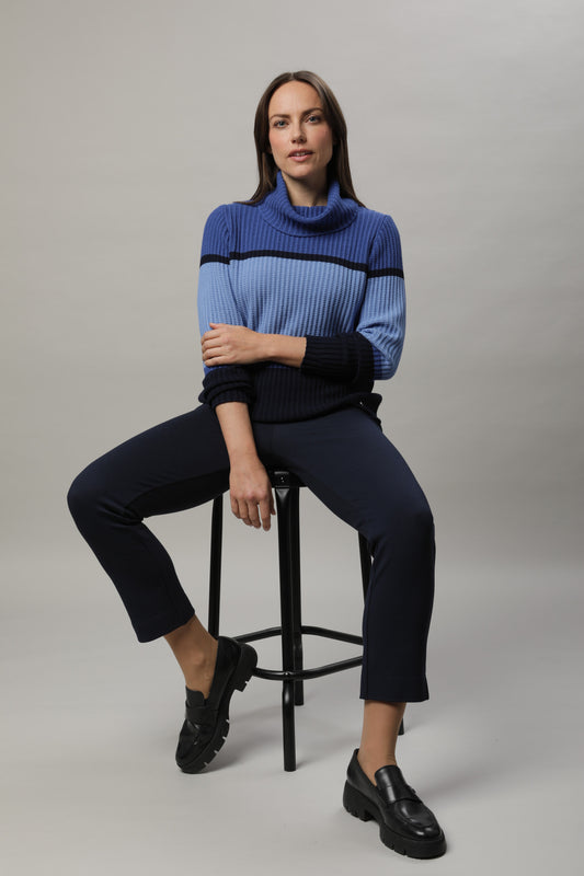 Pullover mit Rollkragen und Strukturmuster