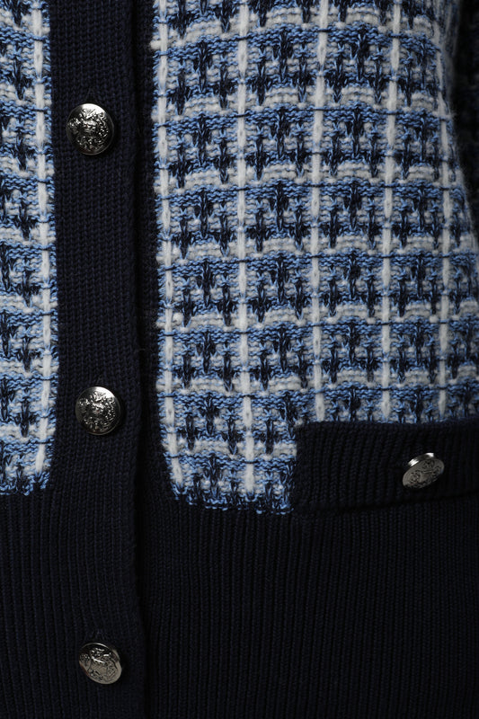 Strickjacke mit Rundhals und Karostruktur