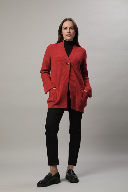 Strickjacke mit V-Ausschnitt und Knopf
