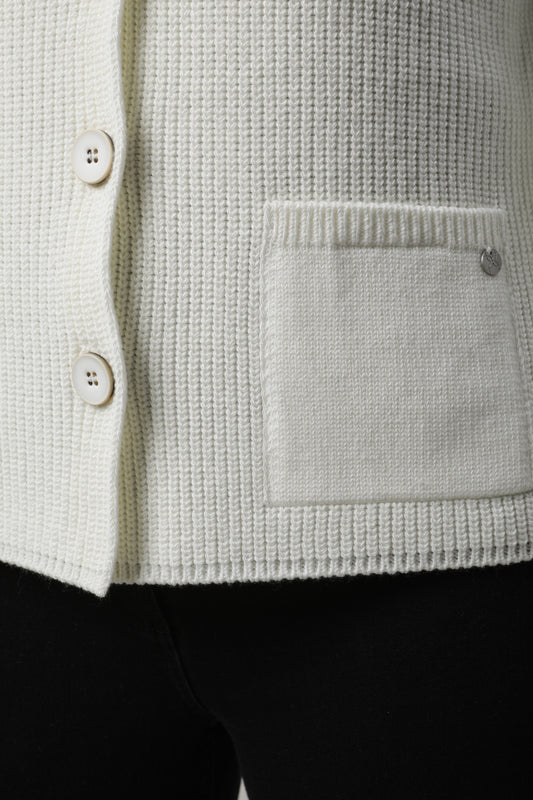 Strickjacke mit Reverskragen und Knöpfen und Strukturmuster