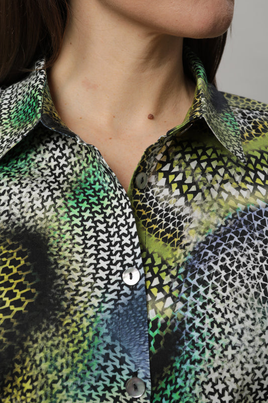 Bluse mit Umlegekragen und Alloverdruck