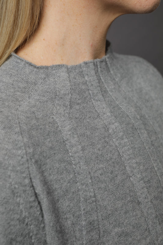 Pullover mit Kelchkragen und Strukturmuster