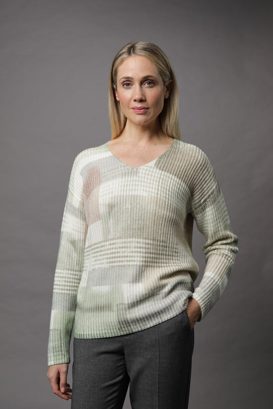 Pullover mit V-Ausschnitt und Alloverdruck