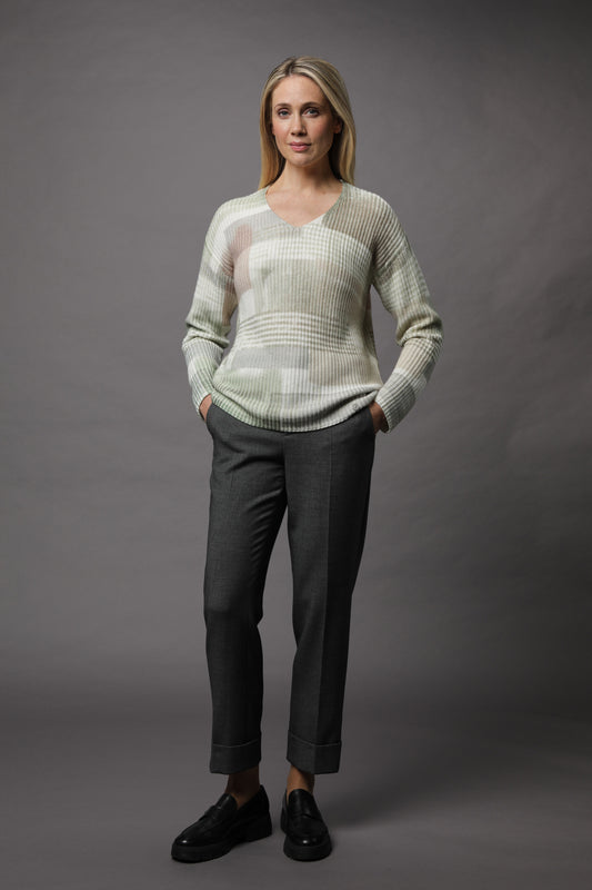 Pullover mit V-Ausschnitt und Alloverdruck
