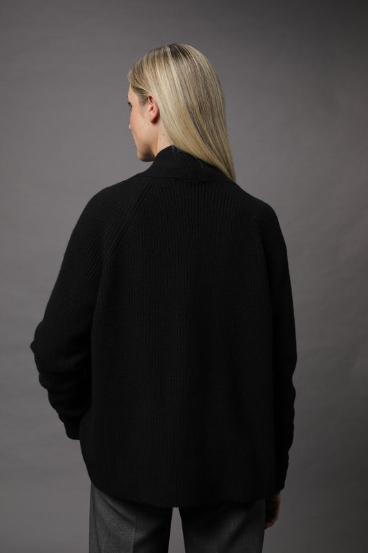 offene Strickjacke mit Stehkragen und Strukturstrick