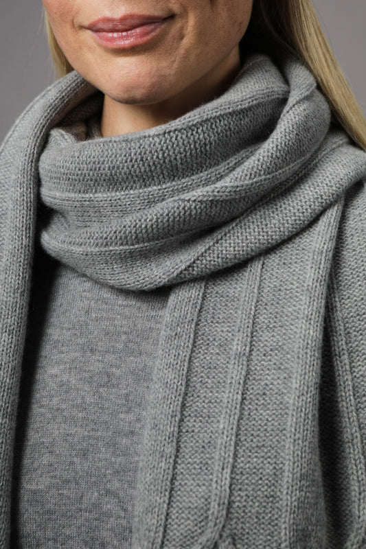 Schal mit Strukturmuster