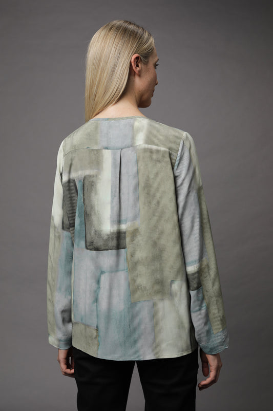 Bluse mit V-Ausschnitt und Alloverdruck
