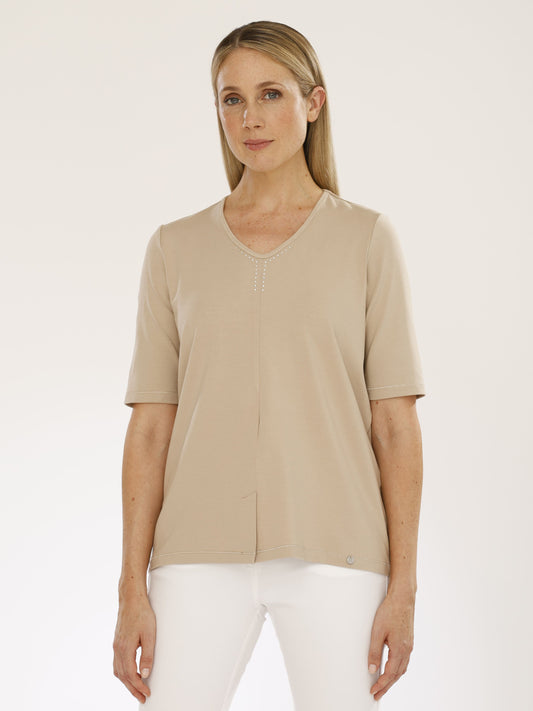 T-Shirt mit V-Ausschnitt und Strass-Steinchen
