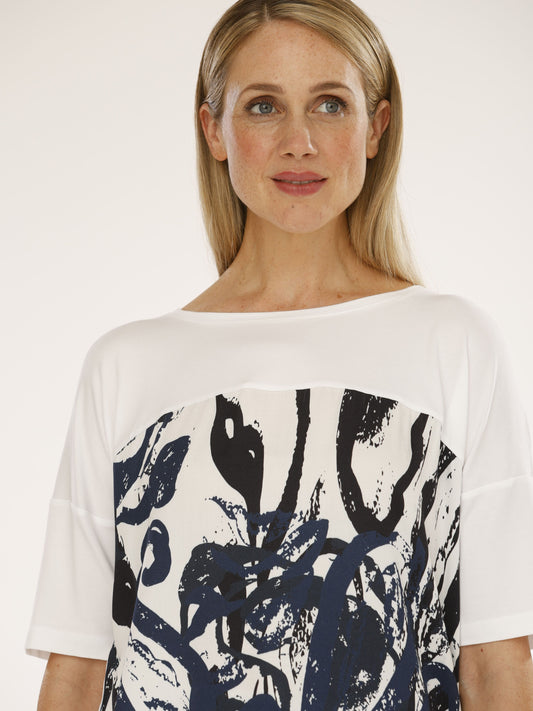 Blusenshirt mit Rundhals und Alloverdruck