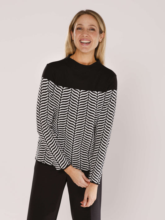 Pullover mit Stehkragen und Jacquardmuster