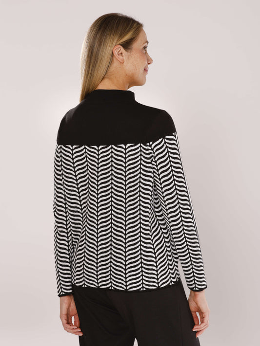 Pullover mit Stehkragen und Jacquardmuster