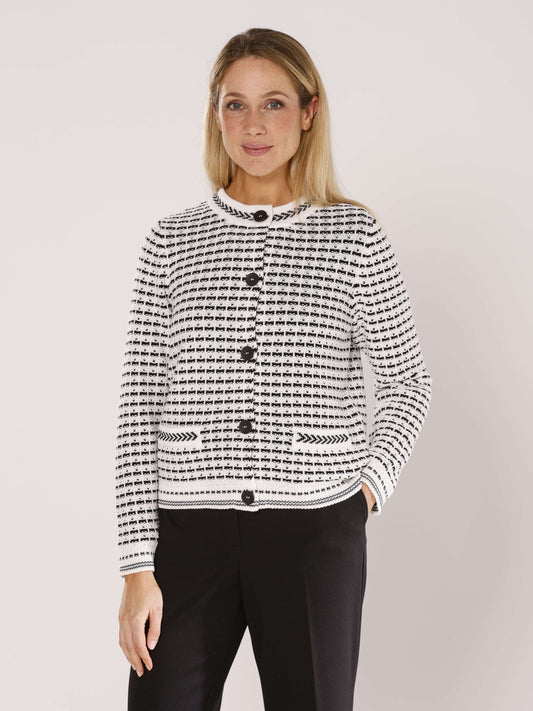 Strickjacke mit Rundhals und Knöpfen