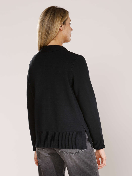 Strickjacke muit V-Ausschnitt und Knöpfen
