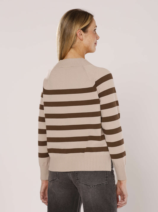 Pullover mit Kelchkragen und Ringeln