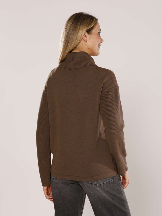 Pullover mit Rollkragen und Tunnelzug