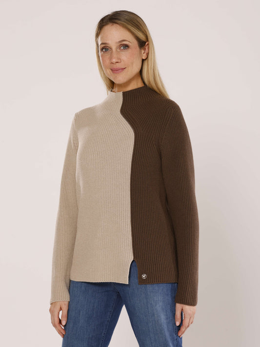 Pullover mit Kelchkragen