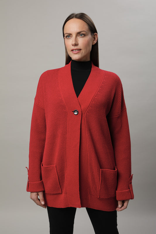 Strickjacke mit Knopf