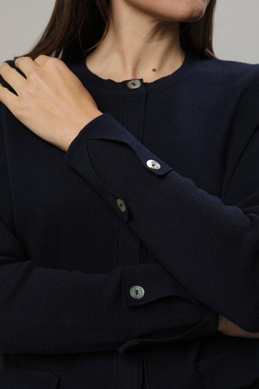 Strickjacke mit Rundhals